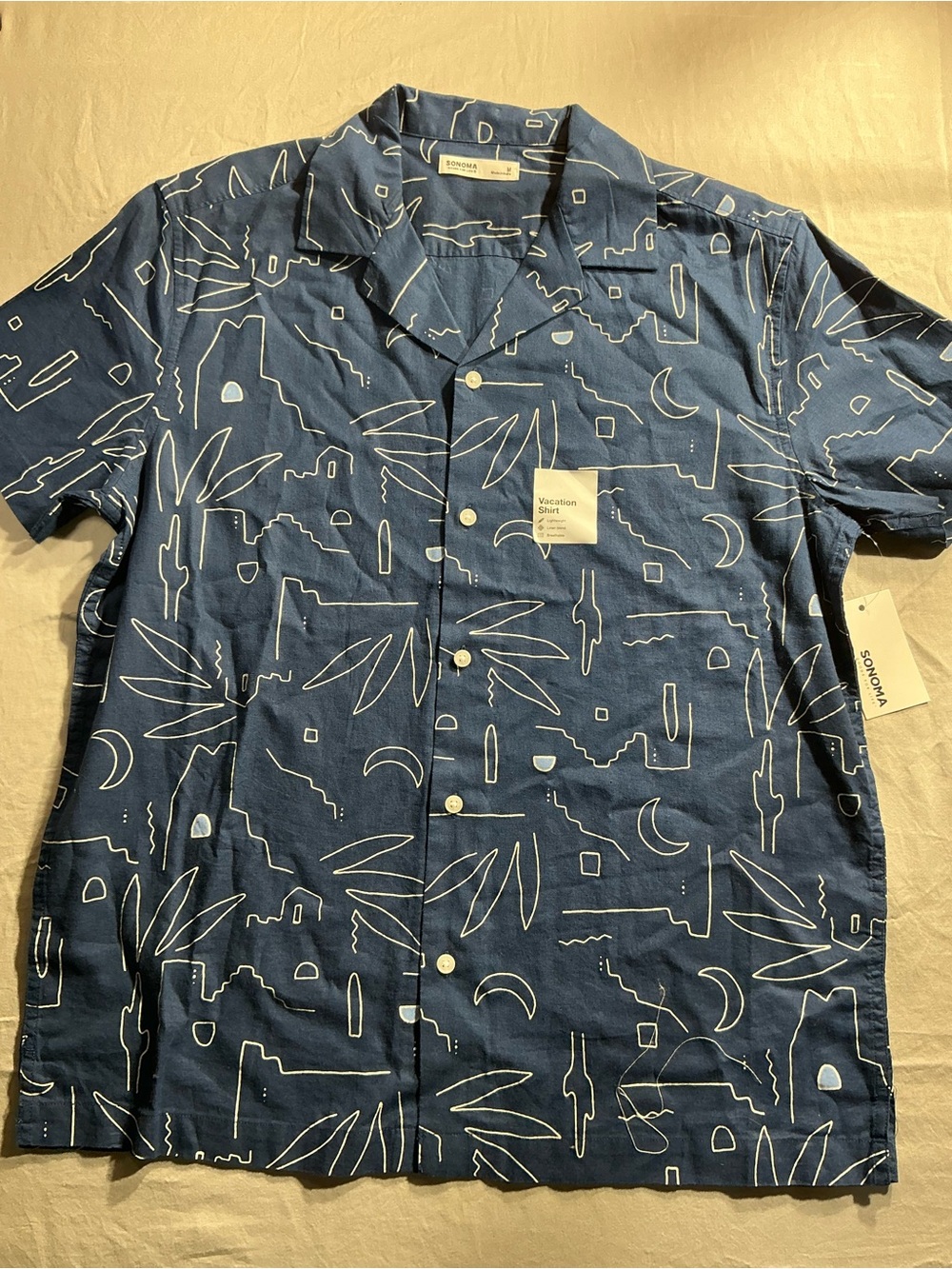Kohl's Navy Short-Sleeve Camp Collar Shirt with White Abstract Print